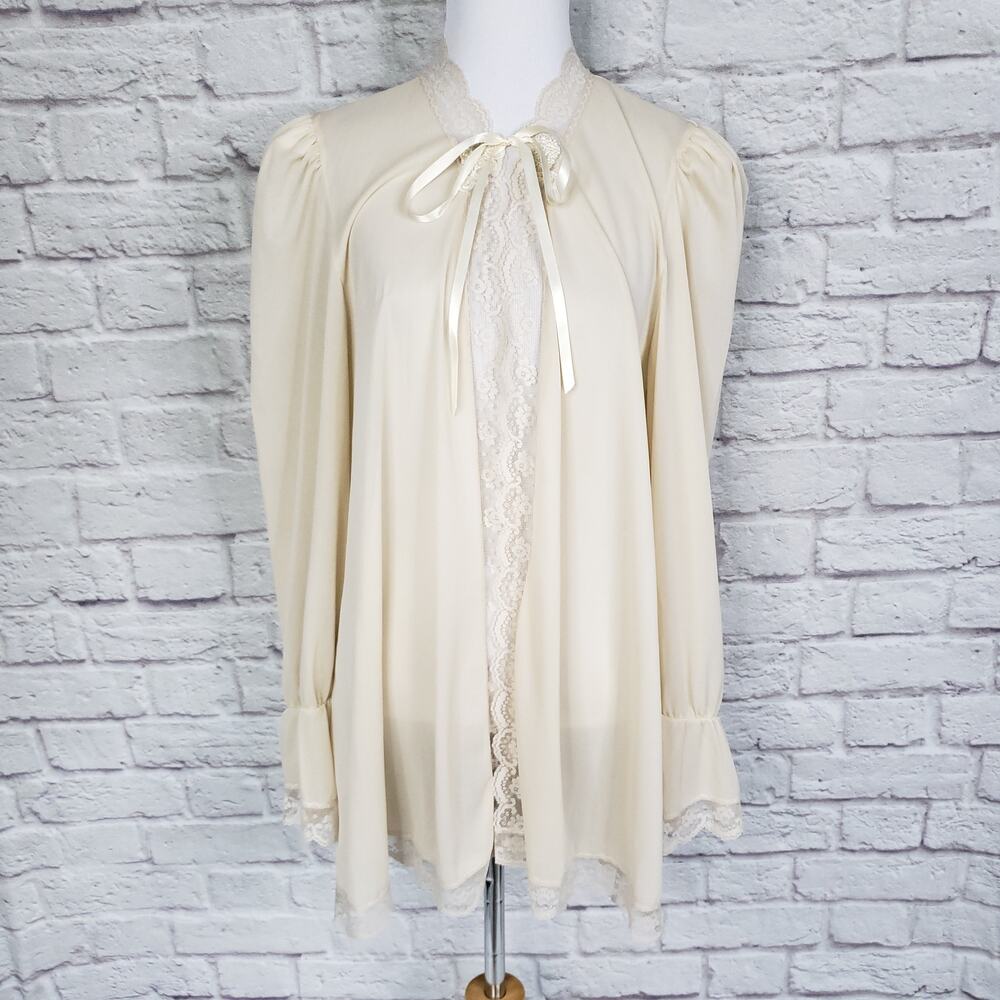 Vintage Petra Fashions Biege Nylon Peignoir Sheer Tie Front Lace Puff Slv Sz M